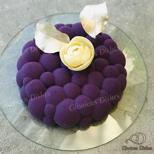 minimalist purple cake