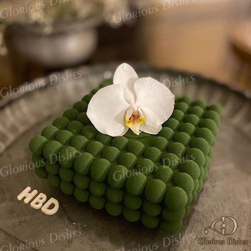 minimalist green cake design 1